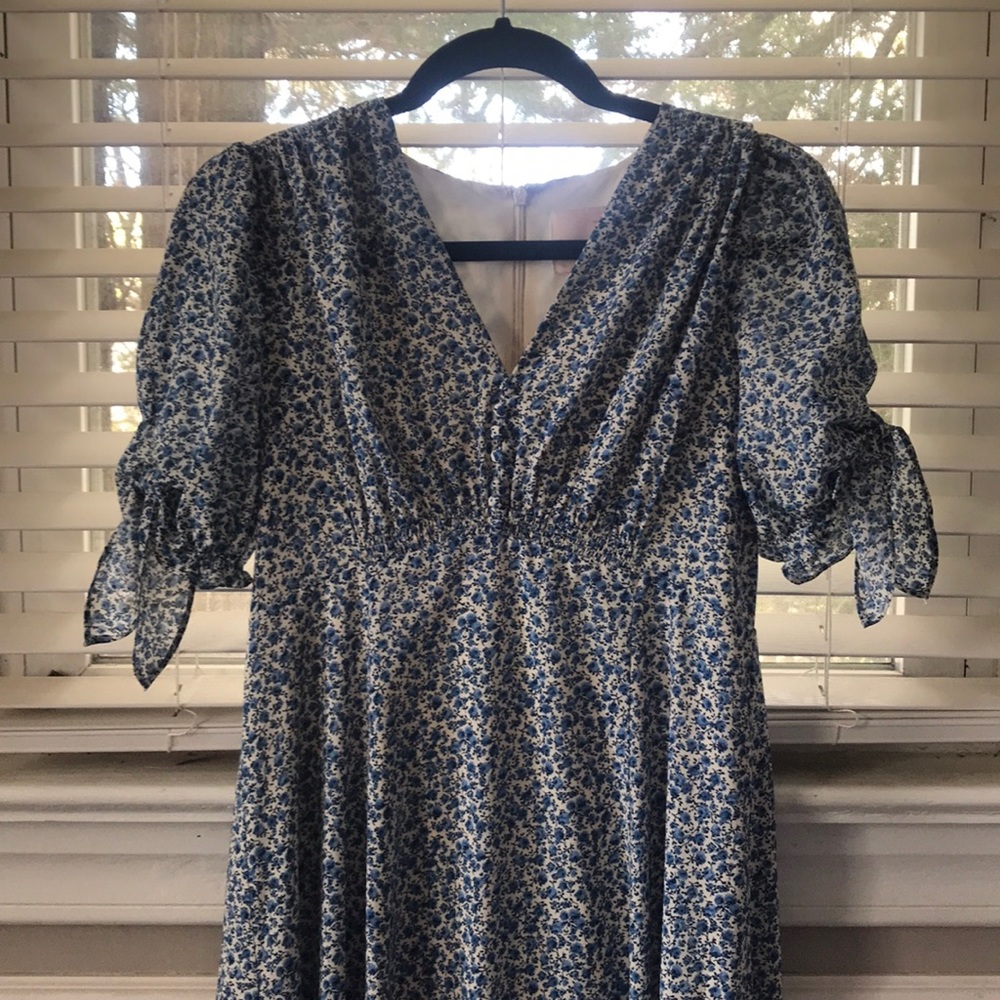 Size 2 Aurora Blue Gal Meets Glam Dress